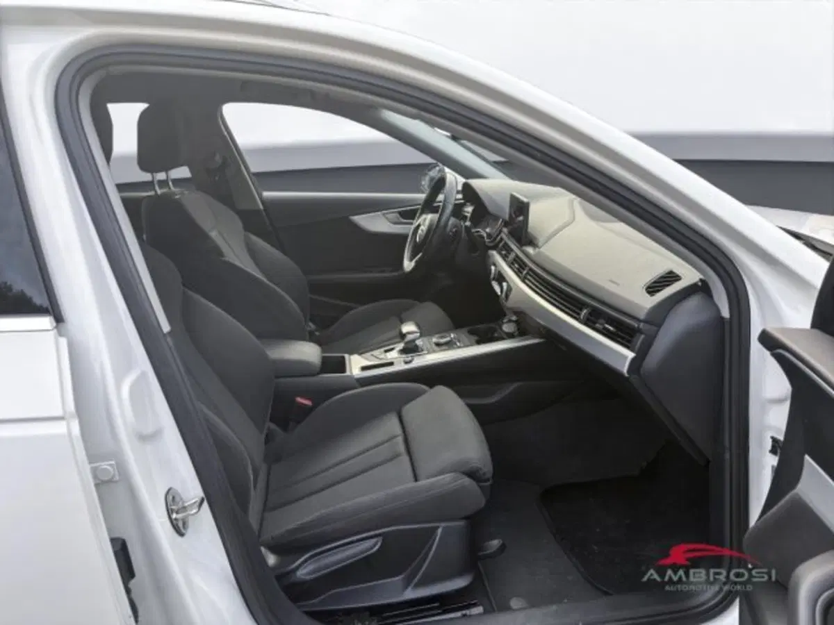 Audi A4 Avant usata a Perugia (11)