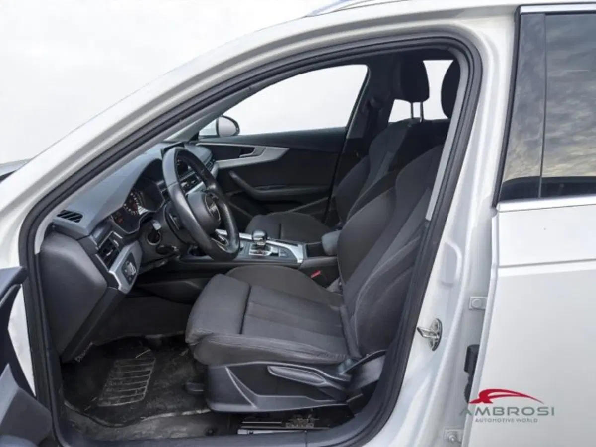 Audi A4 Avant usata a Perugia (9)