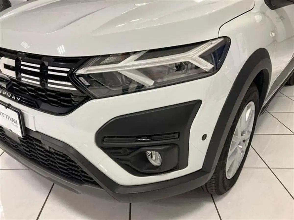 Dacia Sandero Stepway usata a Como (7)