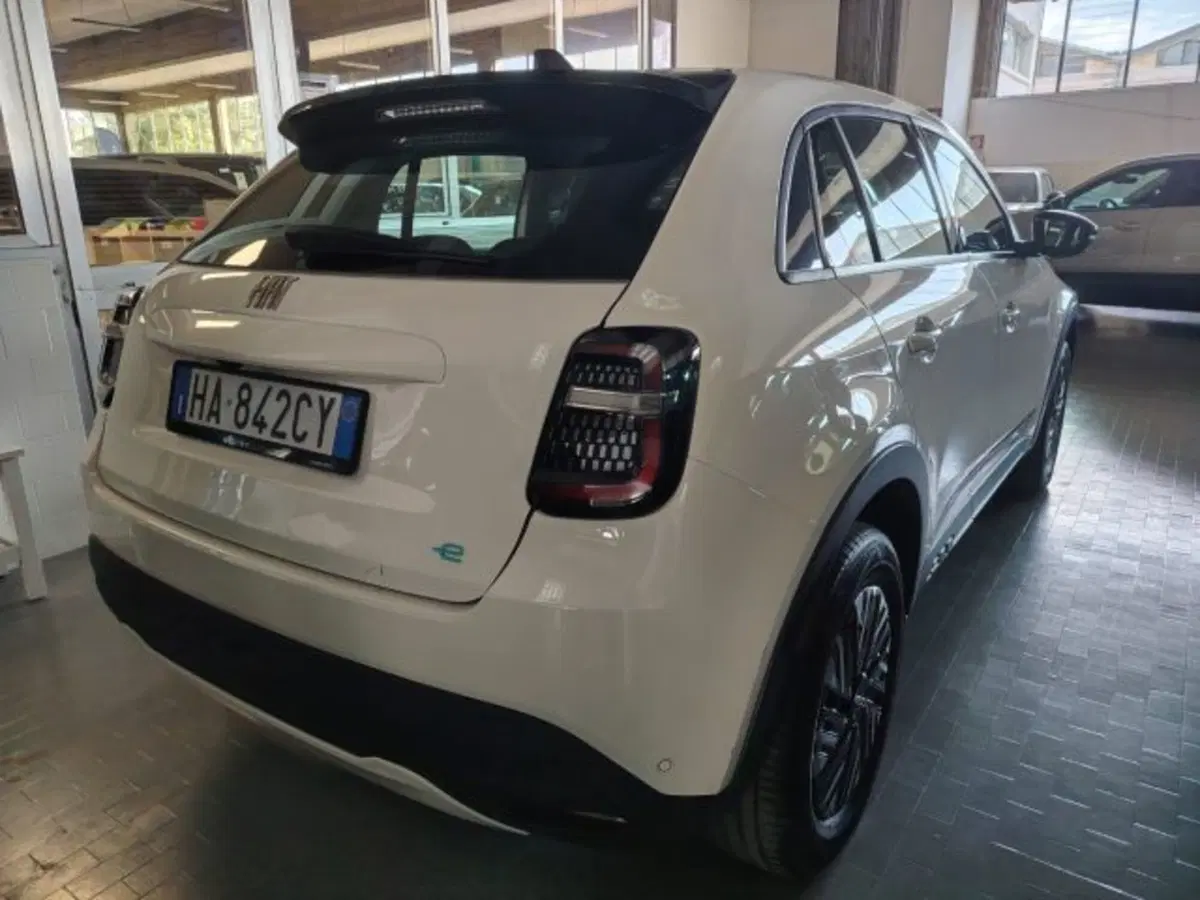 Fiat 600e usata a Forlì-Cesena (8)