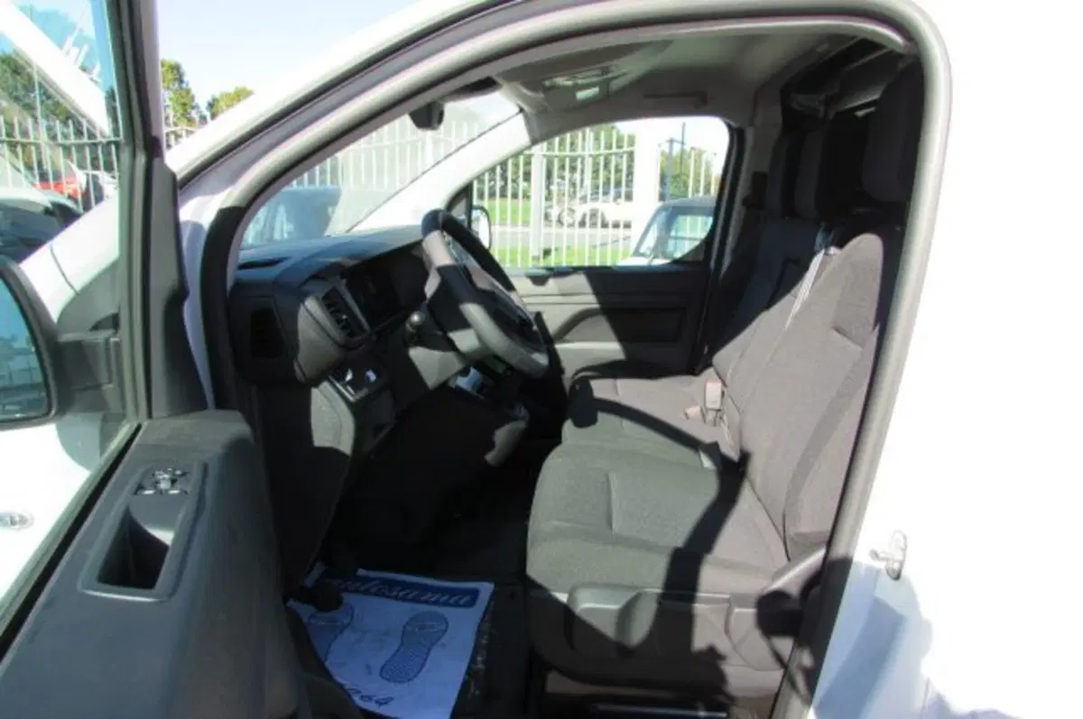 Fiat Scudo Furgone nuova a Milano (6)