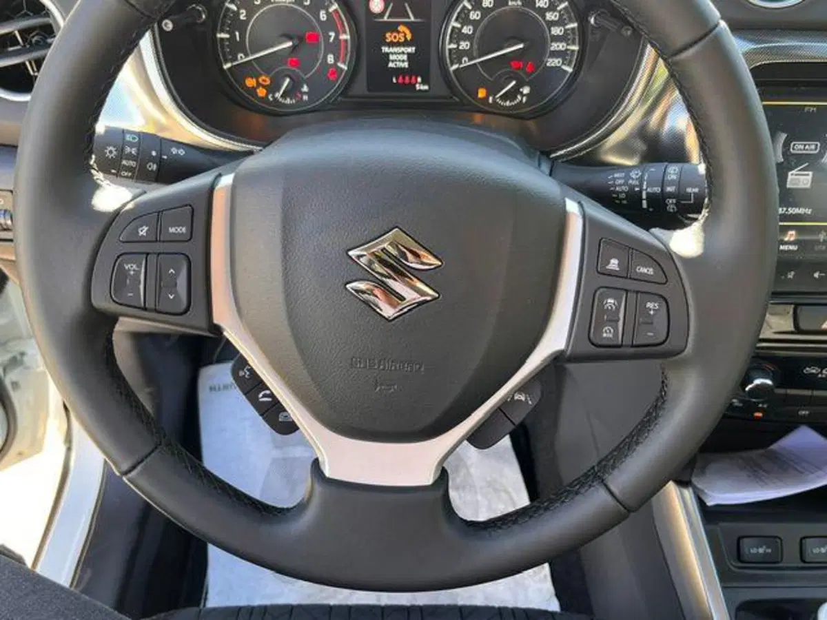 Suzuki Vitara nuova a Verbano Cusio Ossola (16)