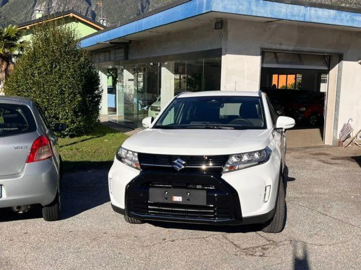 Suzuki Vitara nuova a Verbano Cusio Ossola (3)
