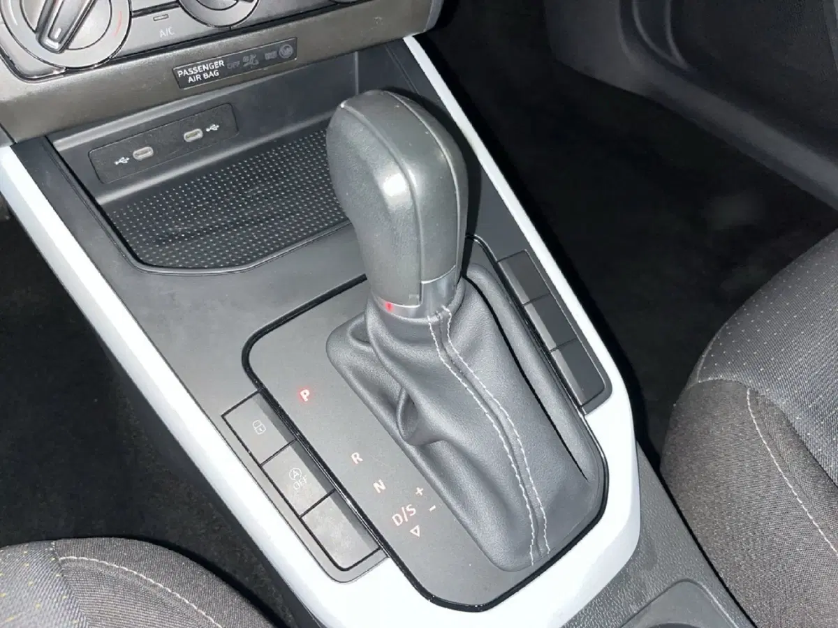 SEAT Arona usata a Torino (14)