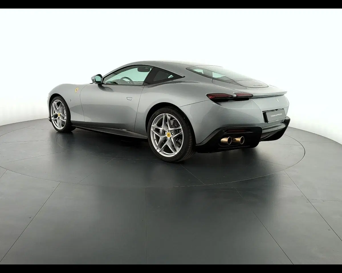 Ferrari Roma Spider usata a Verona (11)
