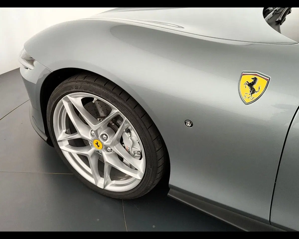 Ferrari Roma Spider usata a Verona (12)