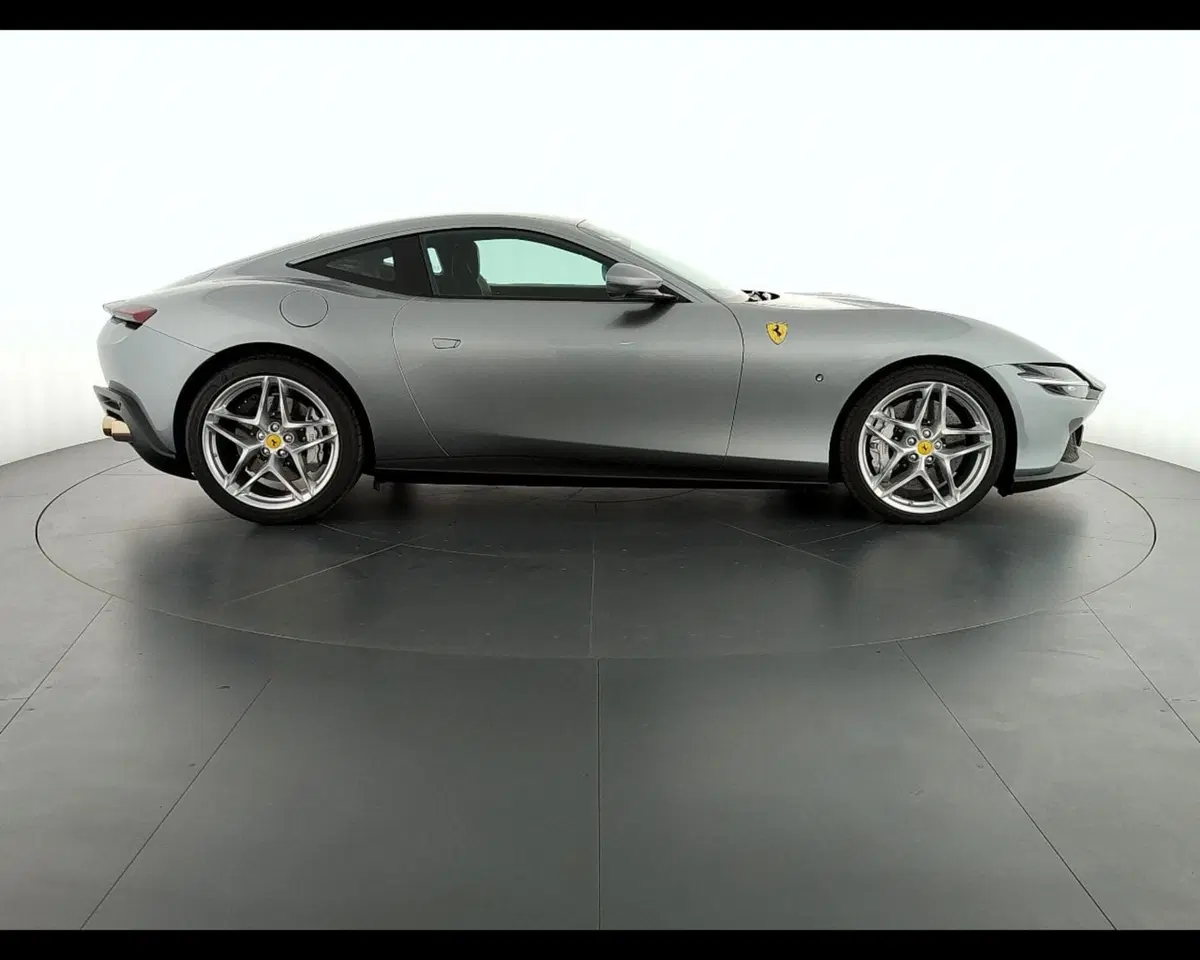 Ferrari Roma Spider usata a Verona (9)