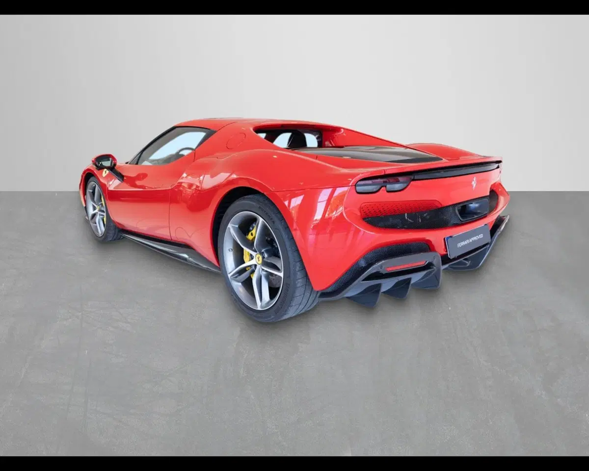Ferrari 296 Coupé usata a Padova (8)