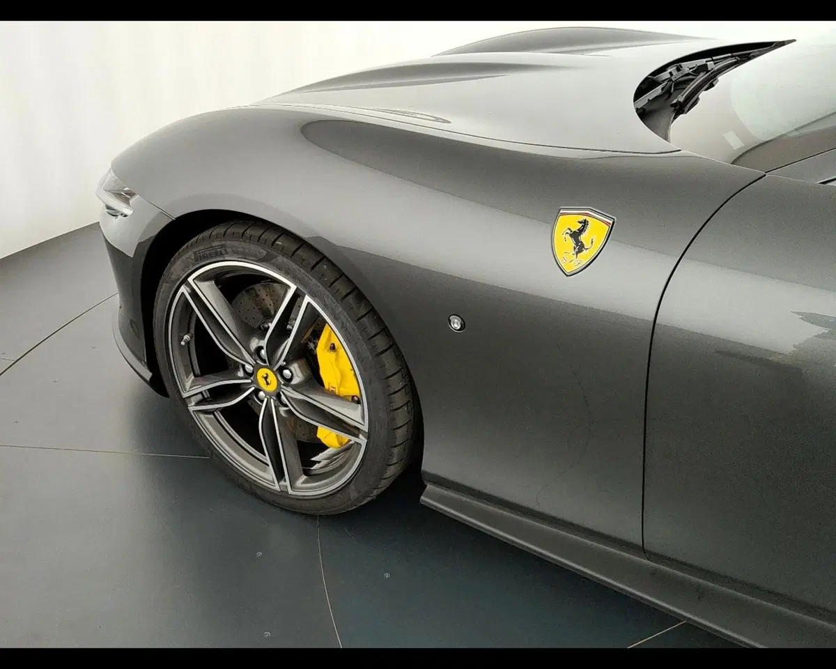 Ferrari Roma Spider usata a Verona (12)