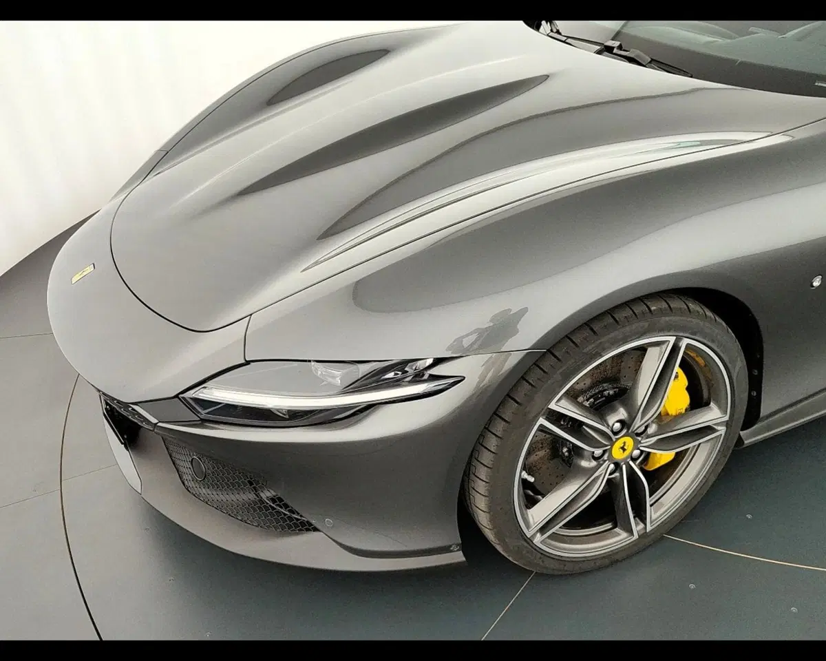 Ferrari Roma Spider usata a Verona (13)