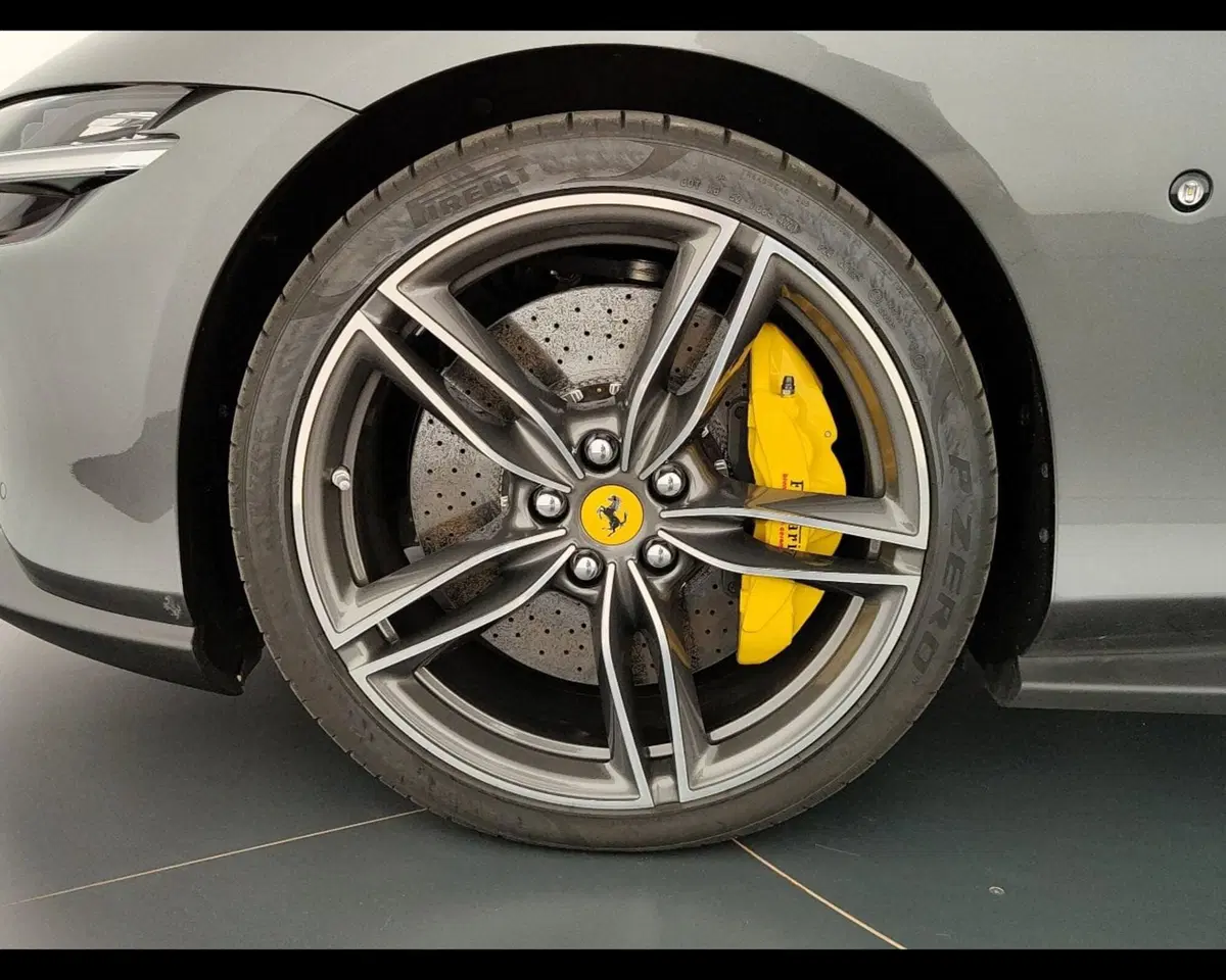 Ferrari Roma Spider usata a Verona (7)