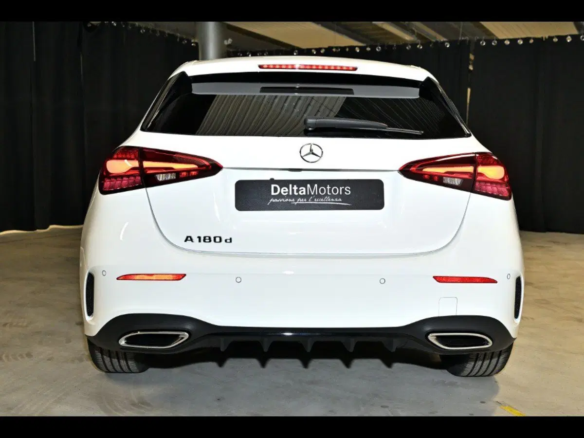 Mercedes-Benz Classe A nuova a Ancona (3)