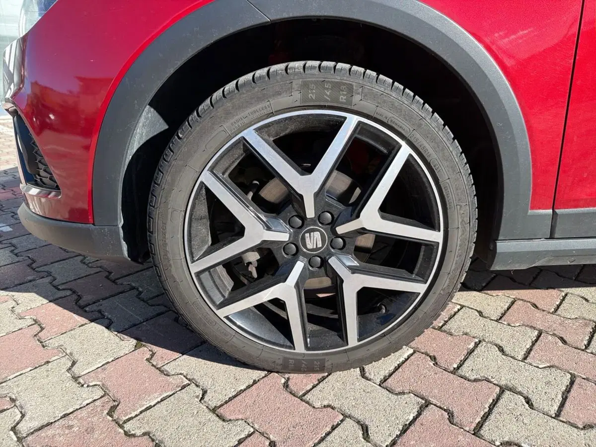 SEAT Arona usata a Siena (19)