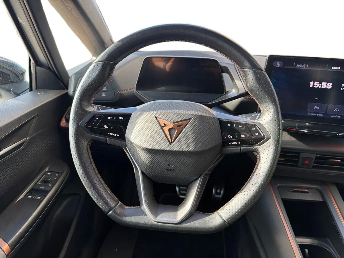 Cupra Born usata a Siena (13)