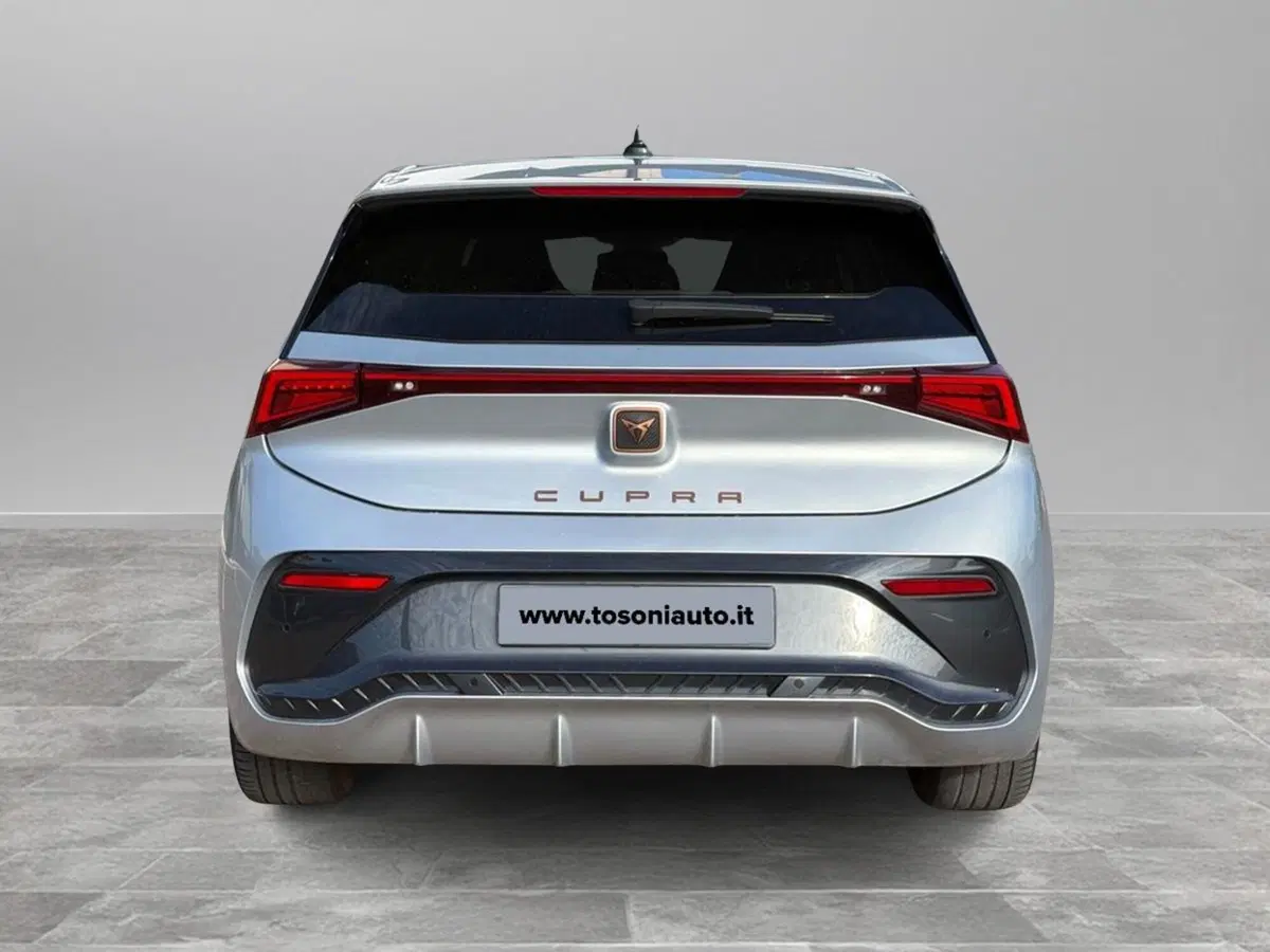 Cupra Born usata a Siena (5)