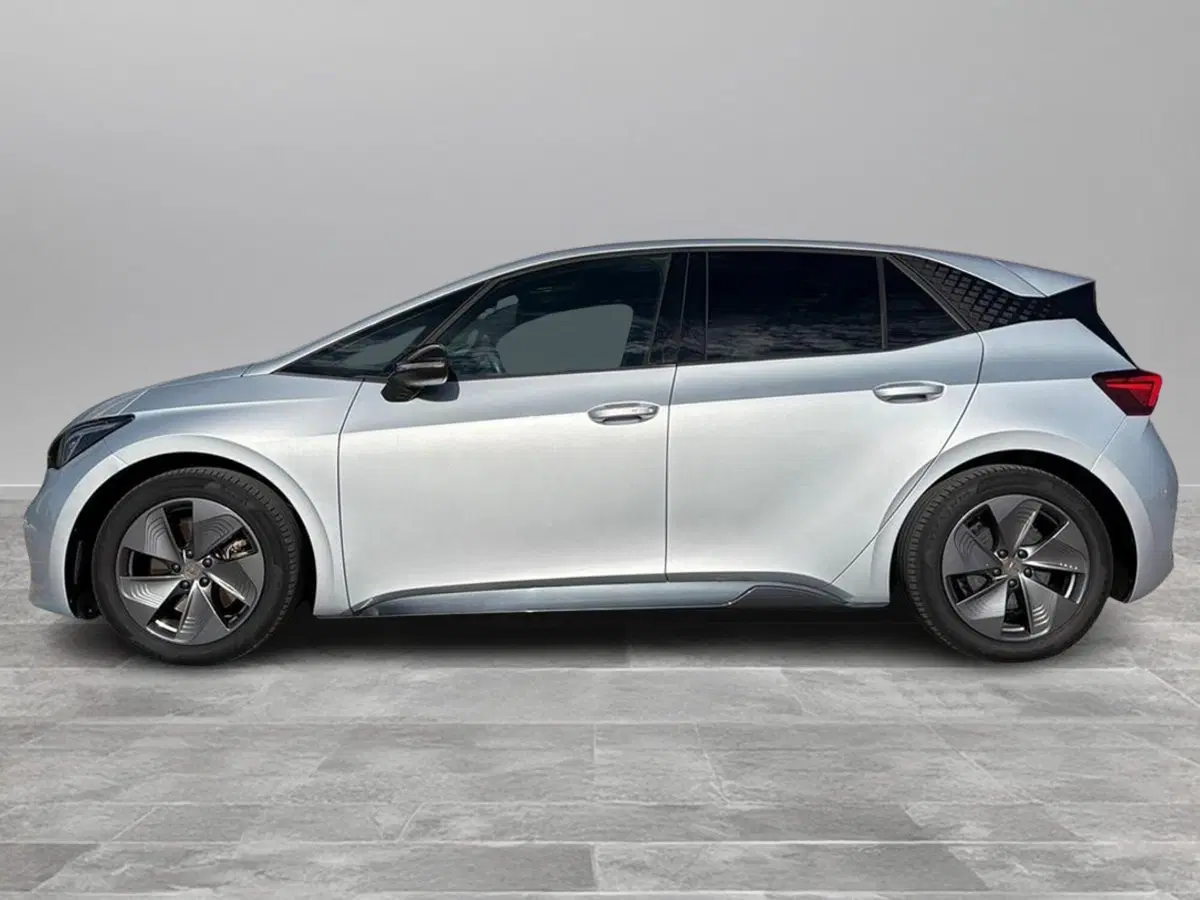 Cupra Born usata a Siena (8)