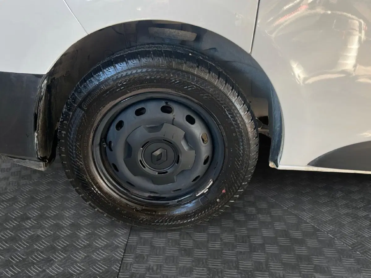 Renault Trafic Furgone usata a Roma (10)