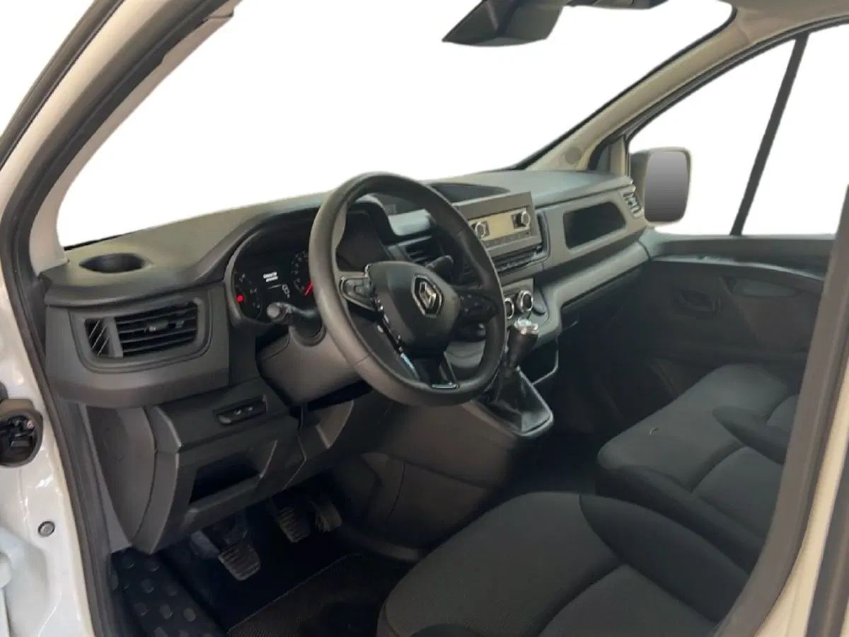 Renault Trafic Furgone usata a Roma (11)