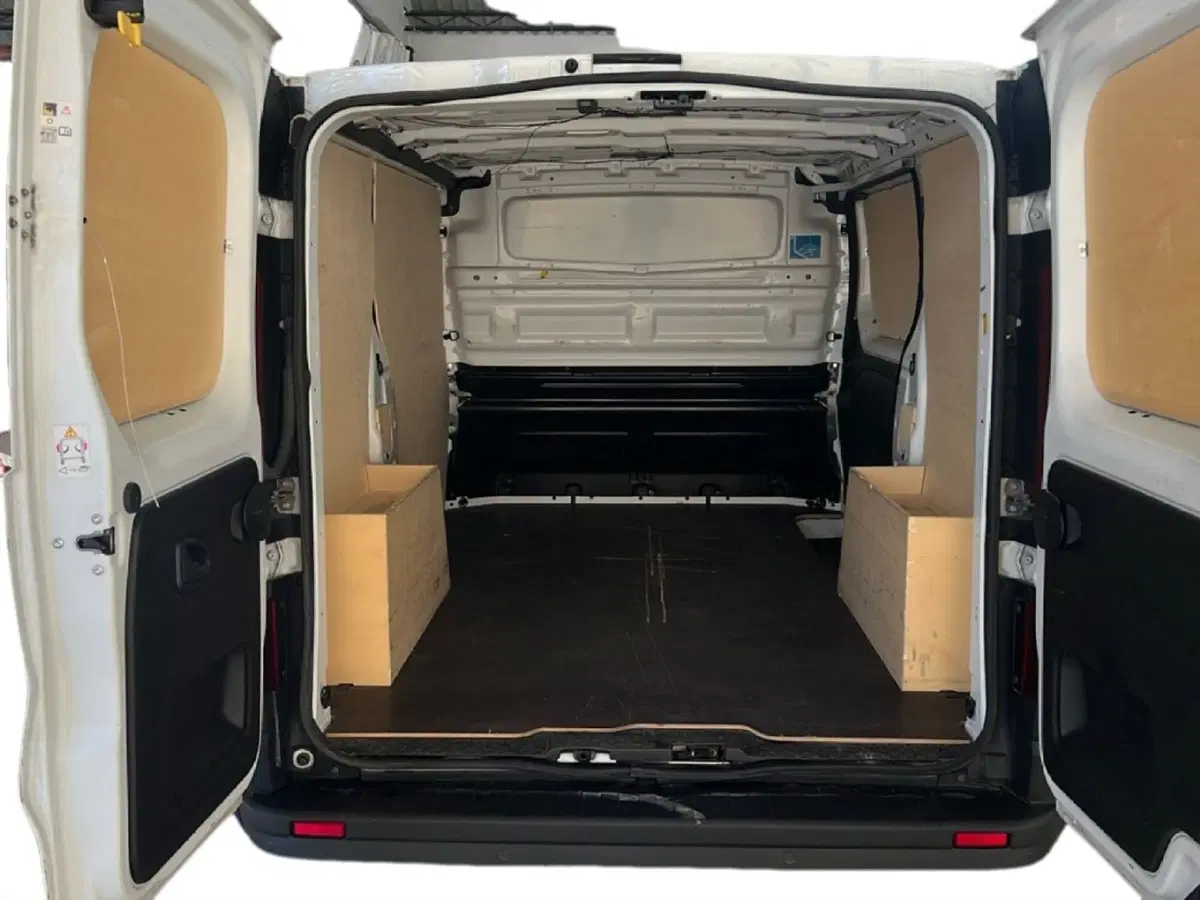 Renault Trafic Furgone usata a Roma (9)