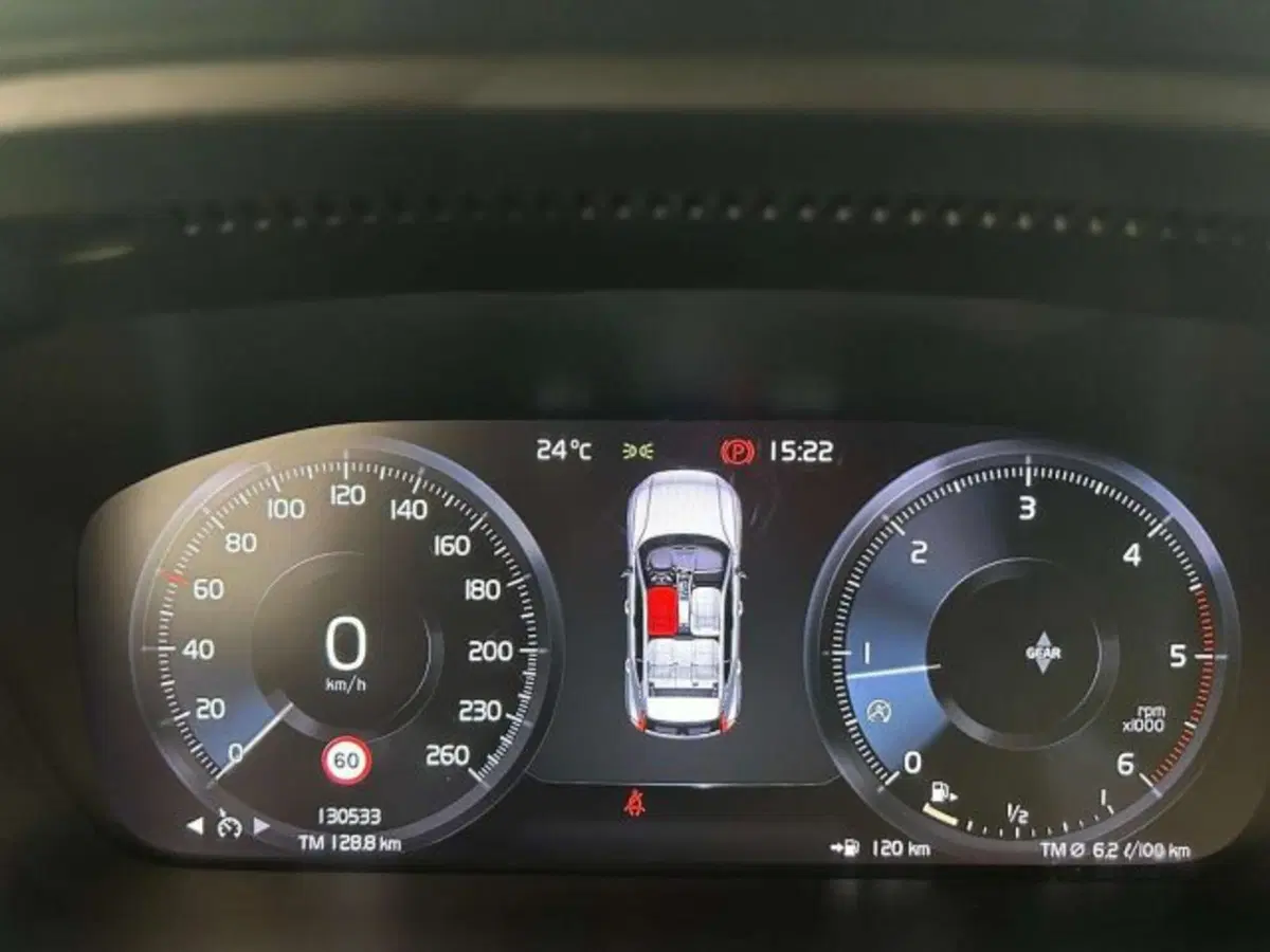 Volvo XC40 usata a Firenze (14)