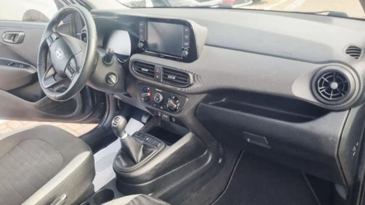 Hyundai i10 usata a Savona (17)