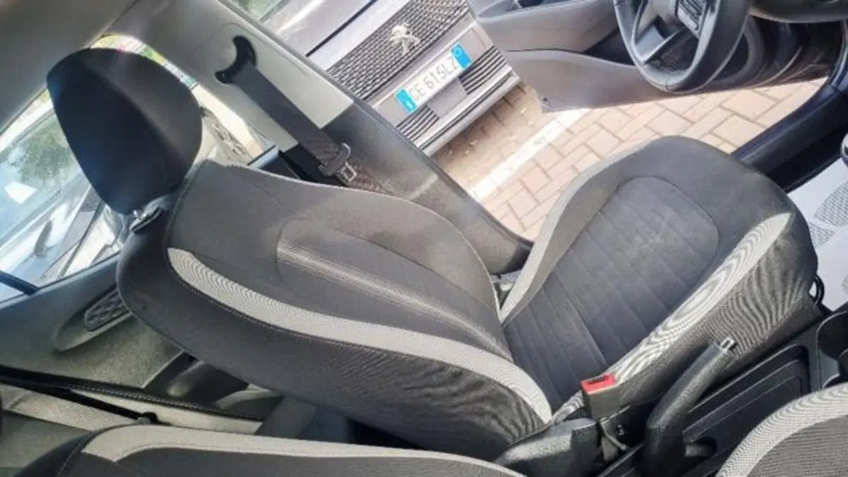 Hyundai i10 usata a Savona (18)