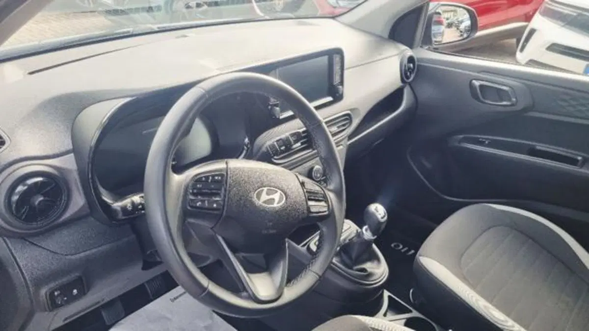 Hyundai i10 usata a Savona (6)