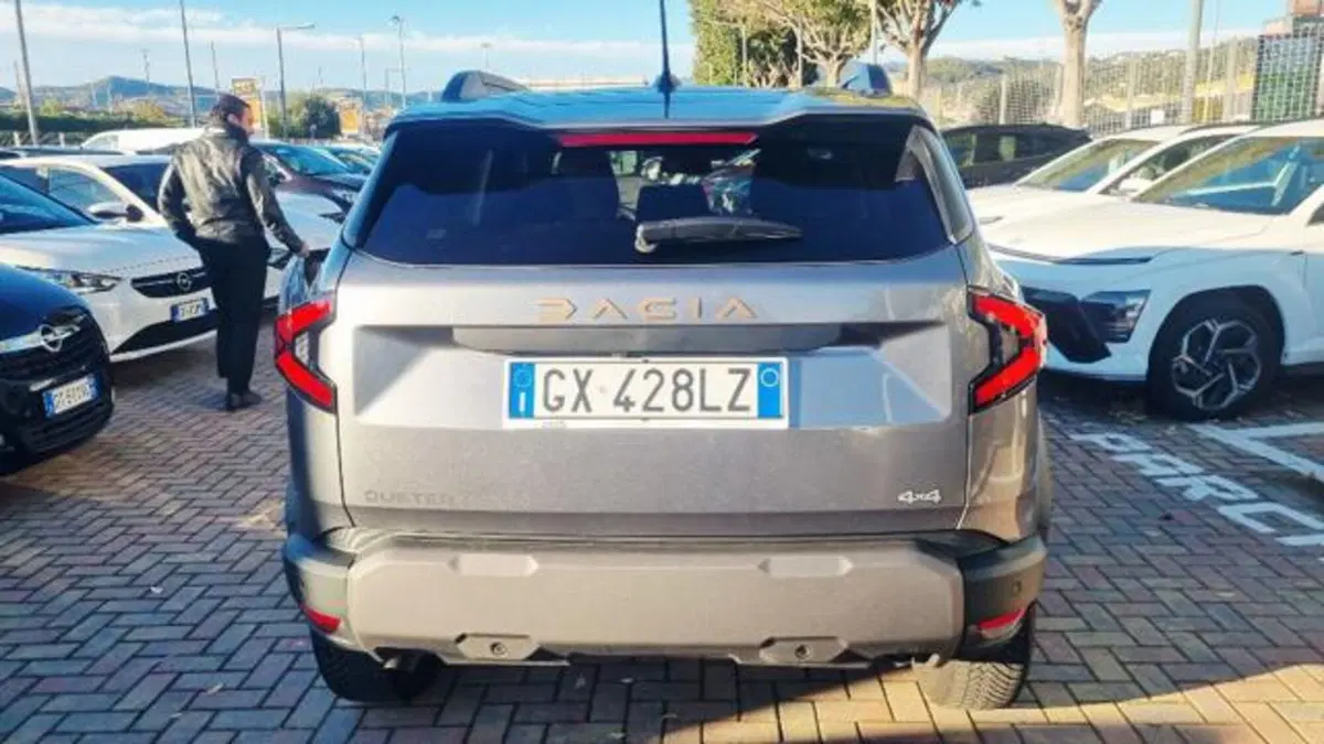 Dacia Duster usata a Savona (4)