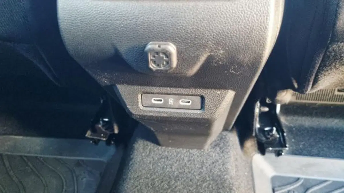Dacia Duster usata a Savona (8)