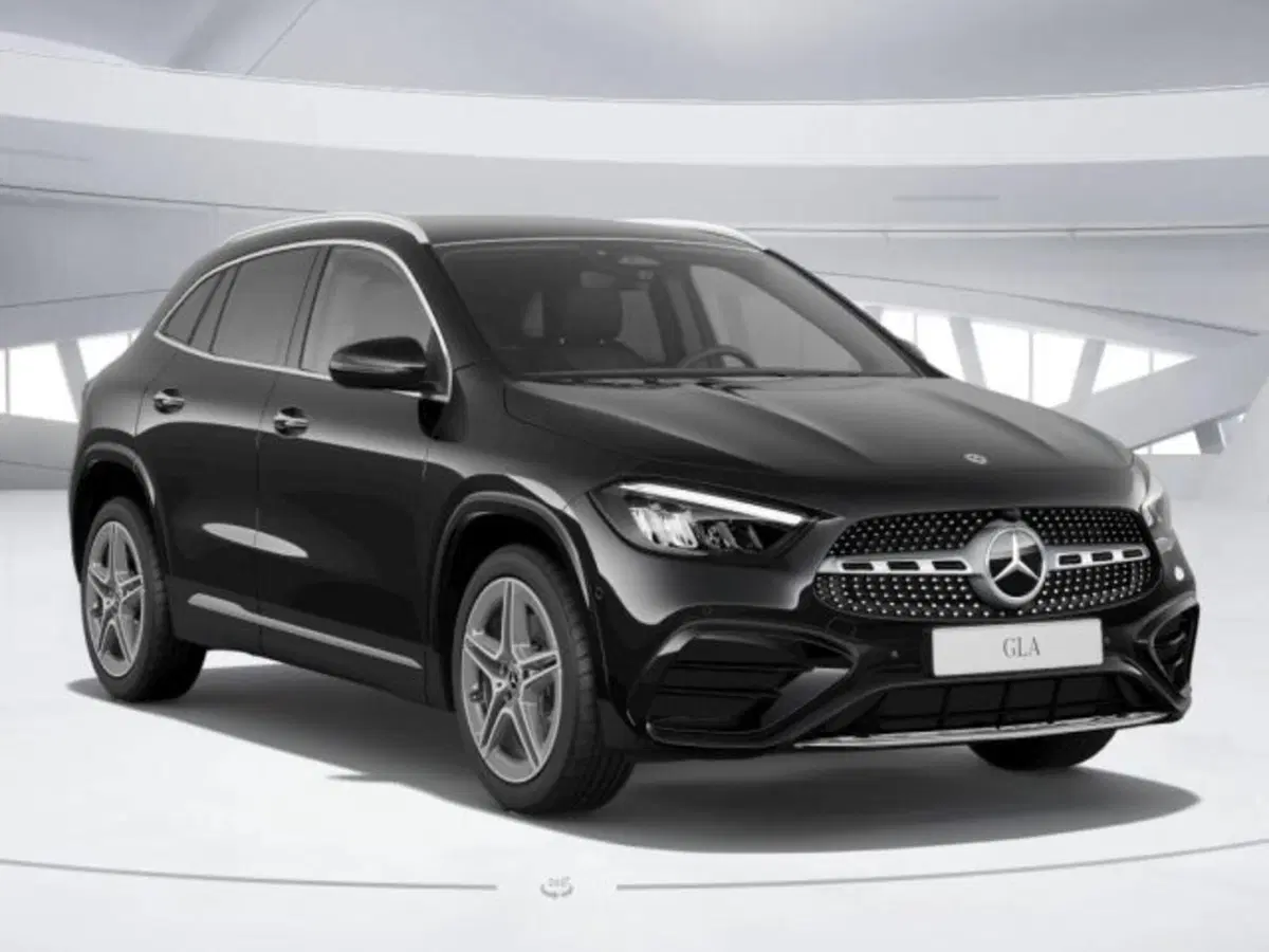 Mercedes-Benz GLA SUV nuova a Verona