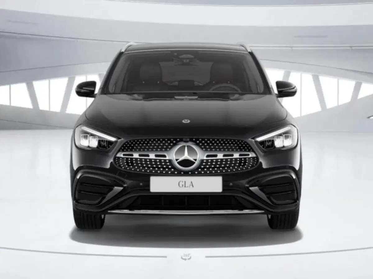 Mercedes-Benz GLA SUV nuova a Verona (3)