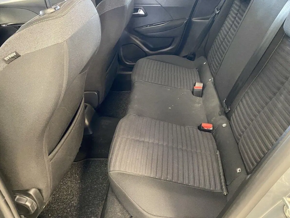 Peugeot 208 usata a Torino (8)