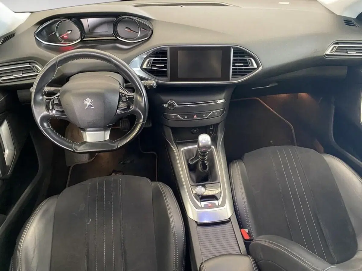 Peugeot 508 SW usata a Torino (5)