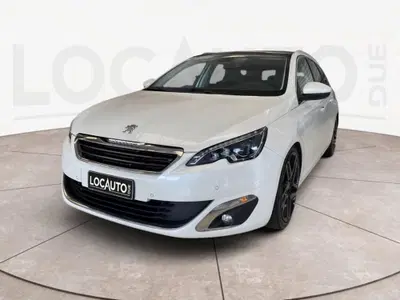 Peugeot 308 SW BlueHDi 120 S&S Allure del 2016 usata a Torino