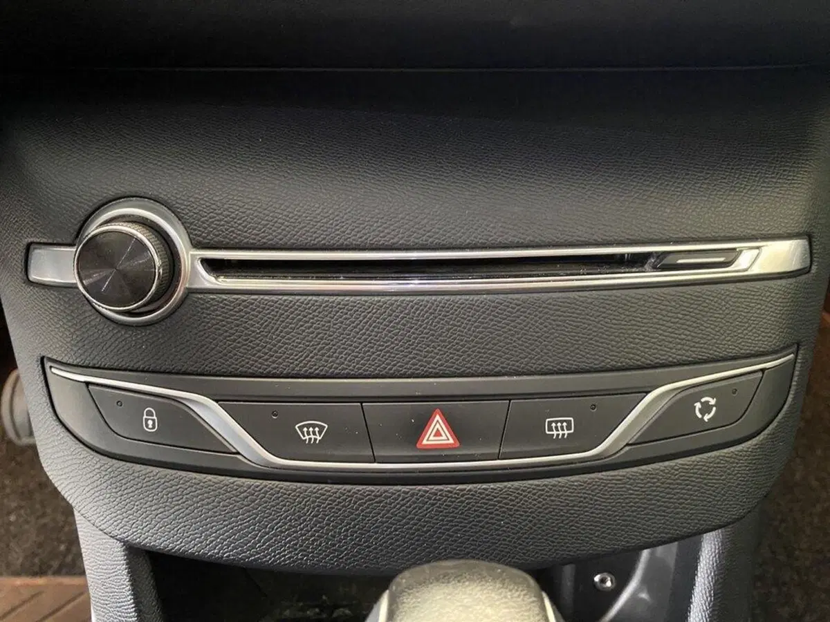 Peugeot 308 SW usata a Torino (10)