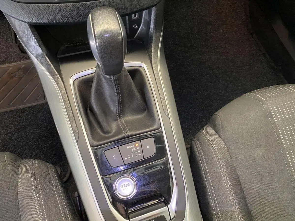Peugeot 308 SW usata a Torino (11)