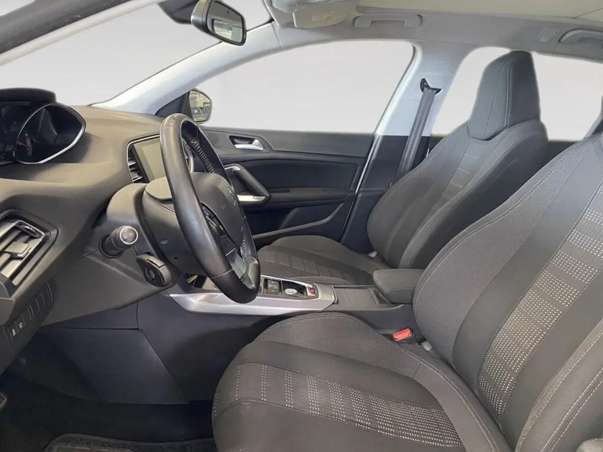 Peugeot 308 SW usata a Torino (6)