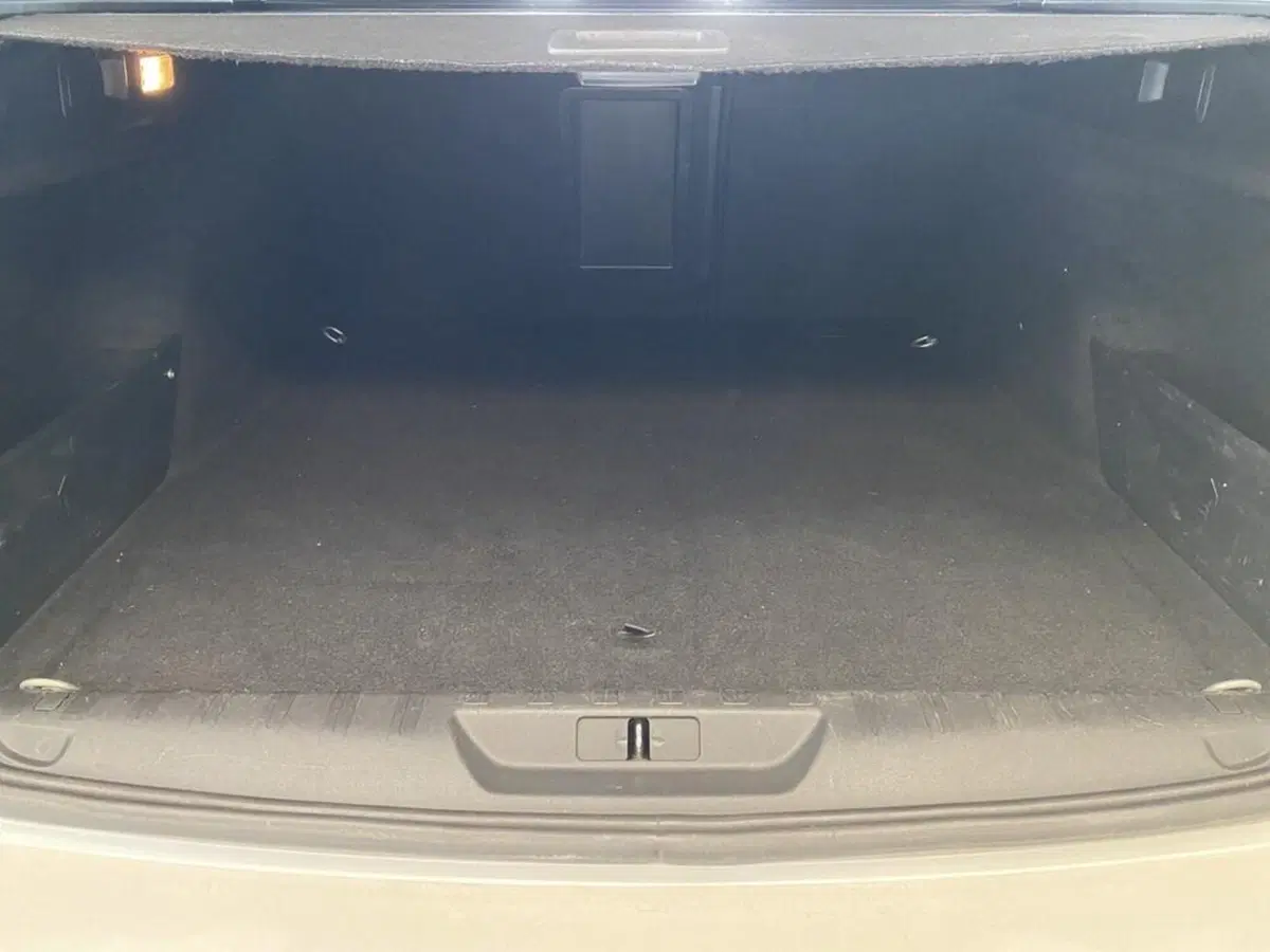 Peugeot 308 SW usata a Torino (8)
