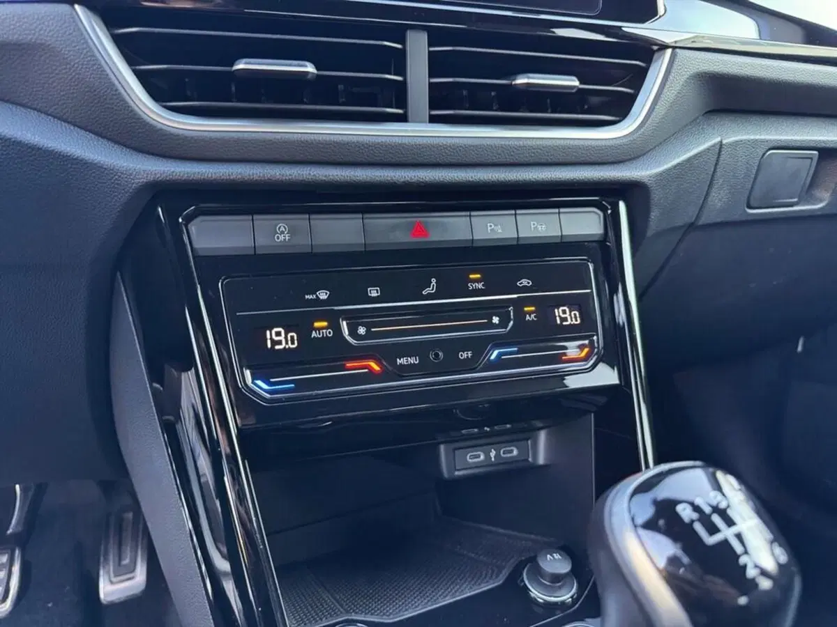 Volkswagen T-Roc usata a Ravenna (13)