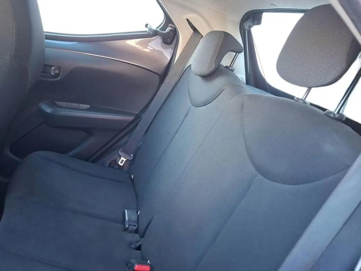 Toyota Aygo usata a Torino (12)