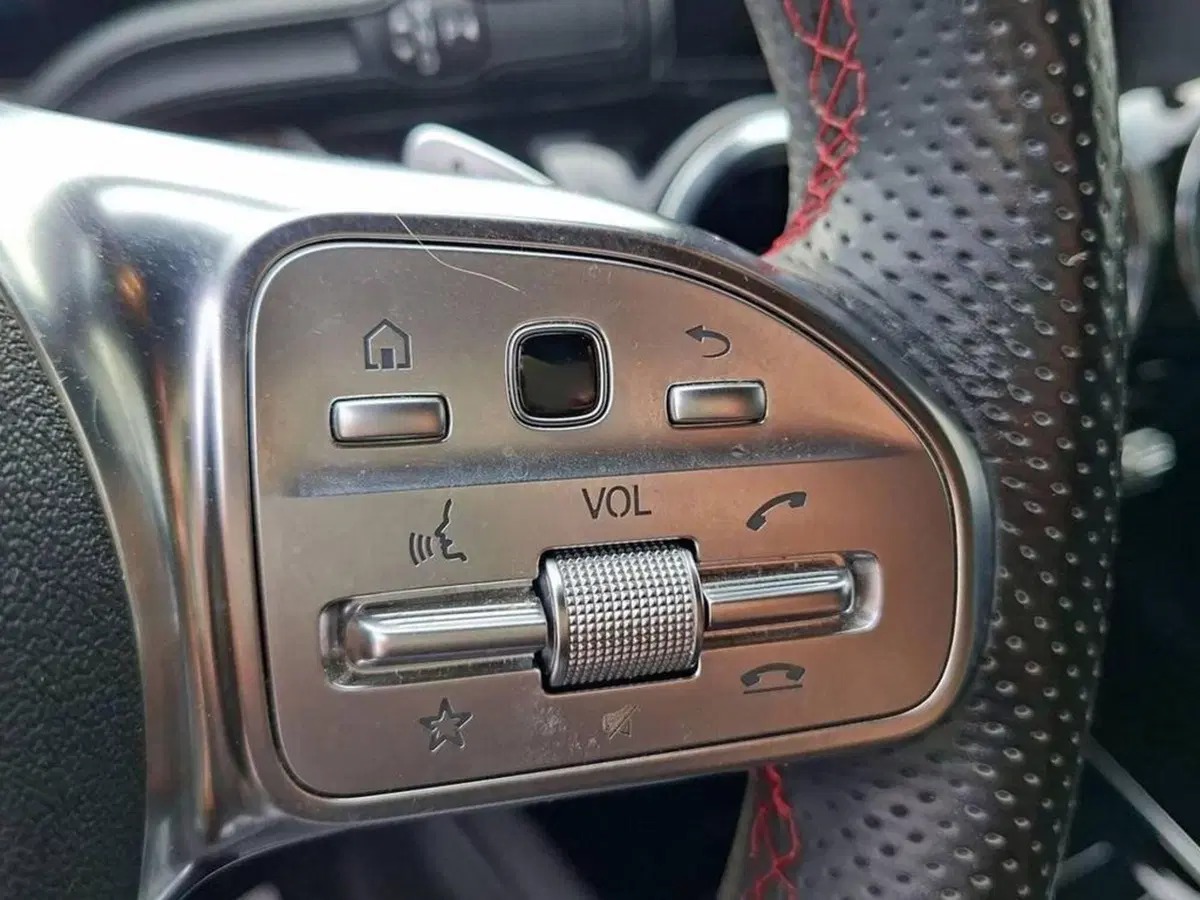 Mercedes-Benz GLA SUV usata a Torino (15)