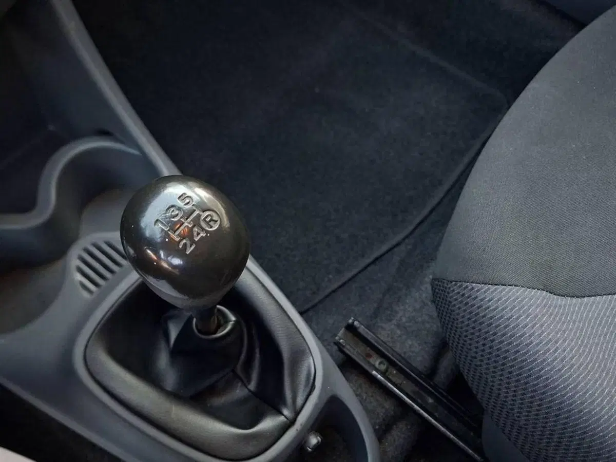 Toyota Aygo usata a Torino (10)