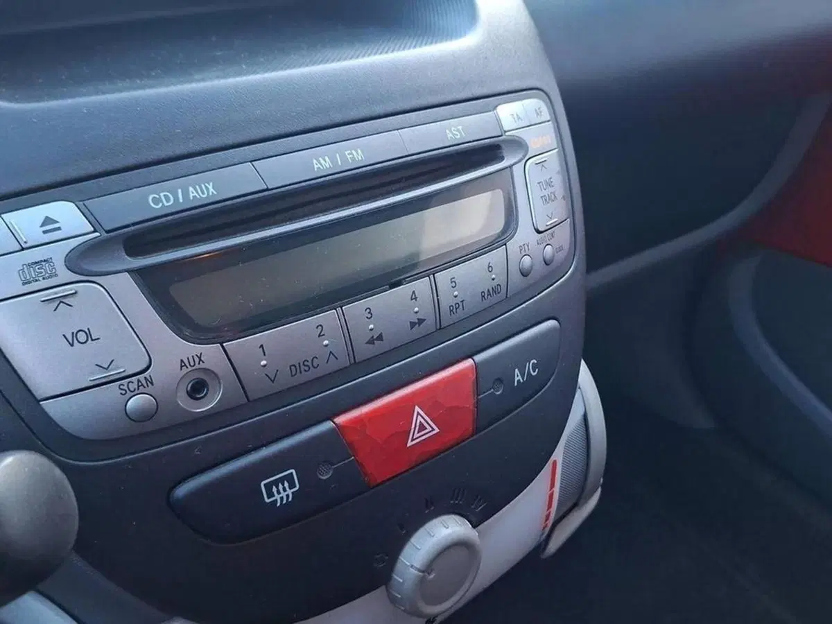 Toyota Aygo usata a Torino (9)