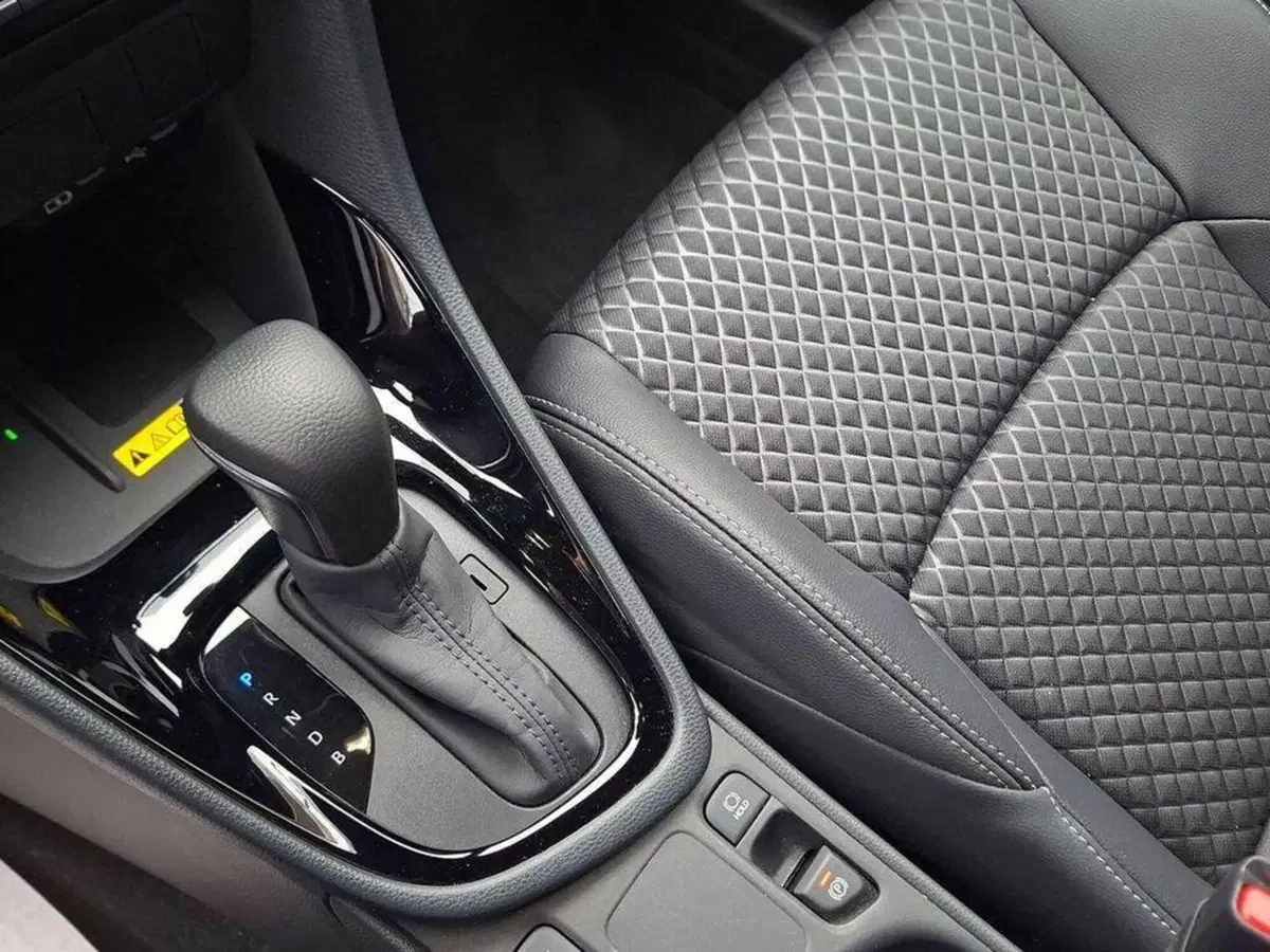 Toyota Yaris Cross usata a Torino (9)
