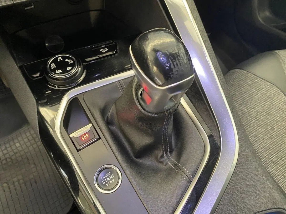 Peugeot 3008 usata a Torino (12)