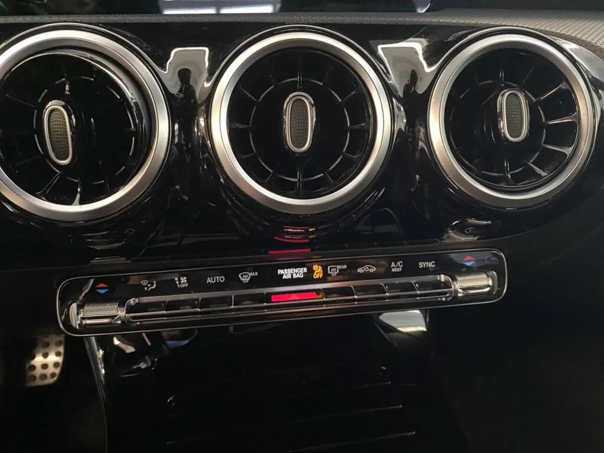 Mercedes-Benz Classe A usata a Torino (11)