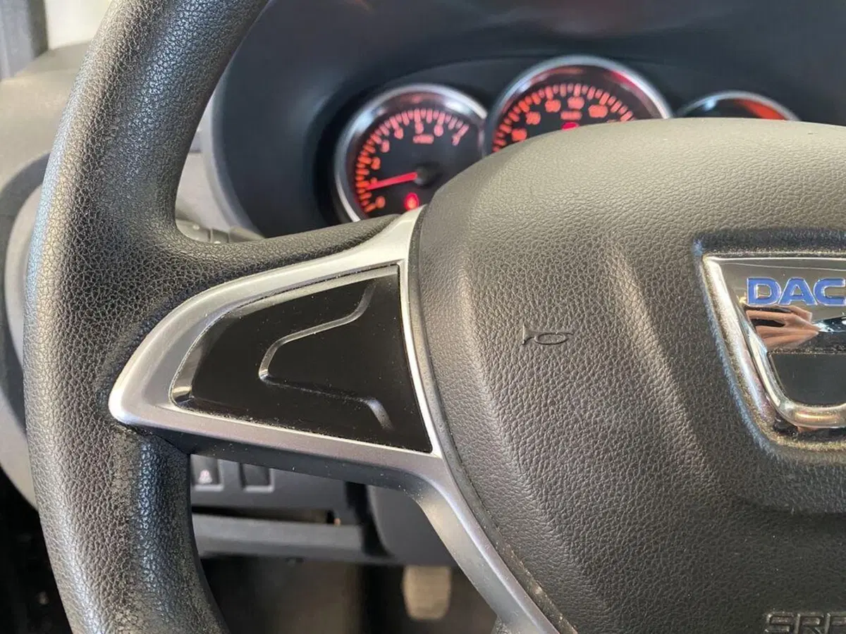 Dacia Dokker usata a Torino (13)