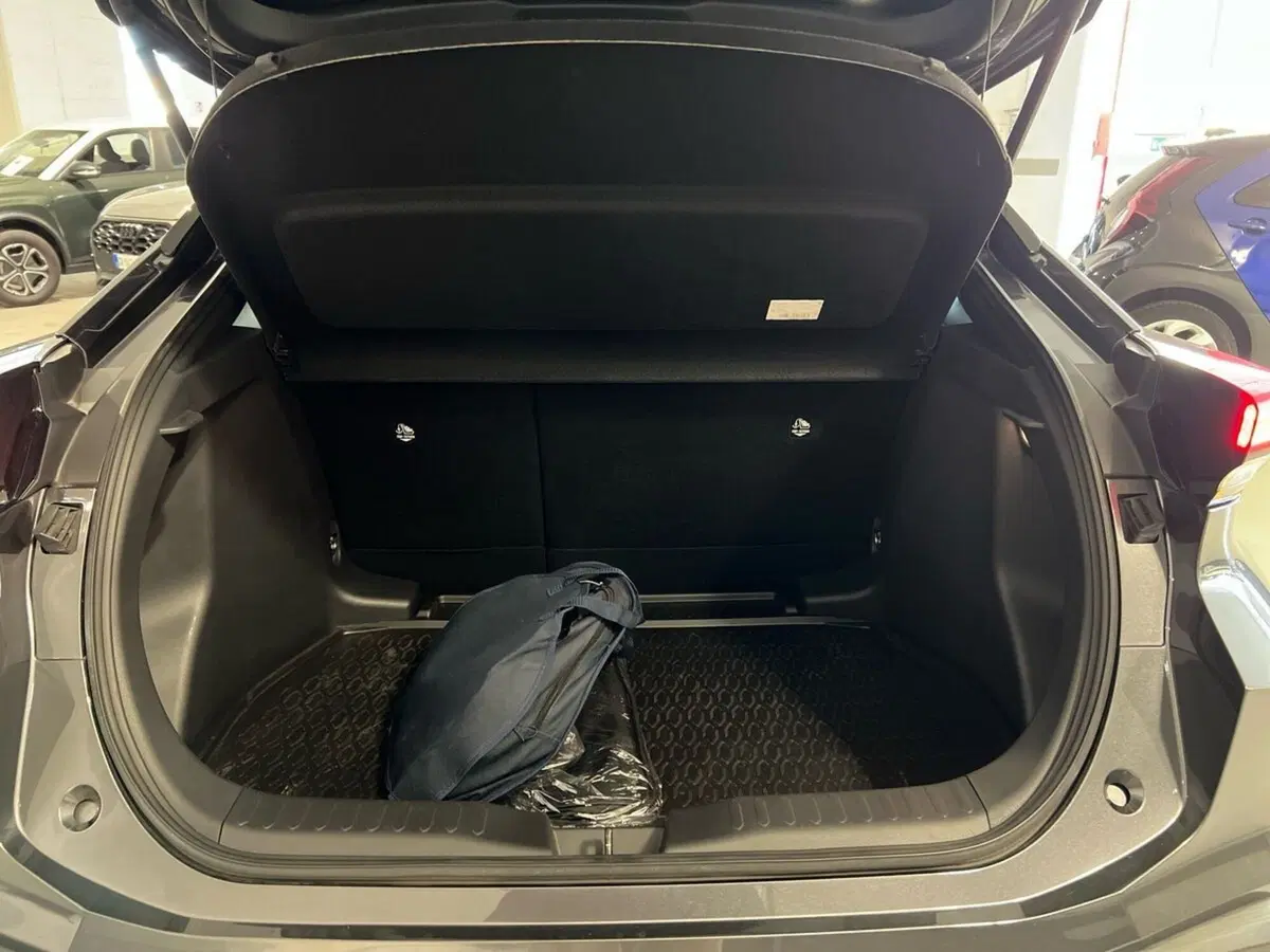 Toyota Toyota C-HR usata a Genova (5)