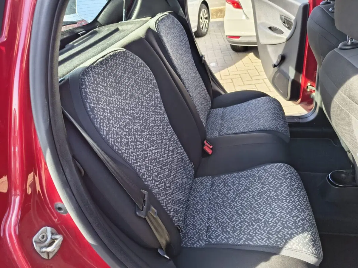 Lancia Ypsilon usata a Firenze (16)