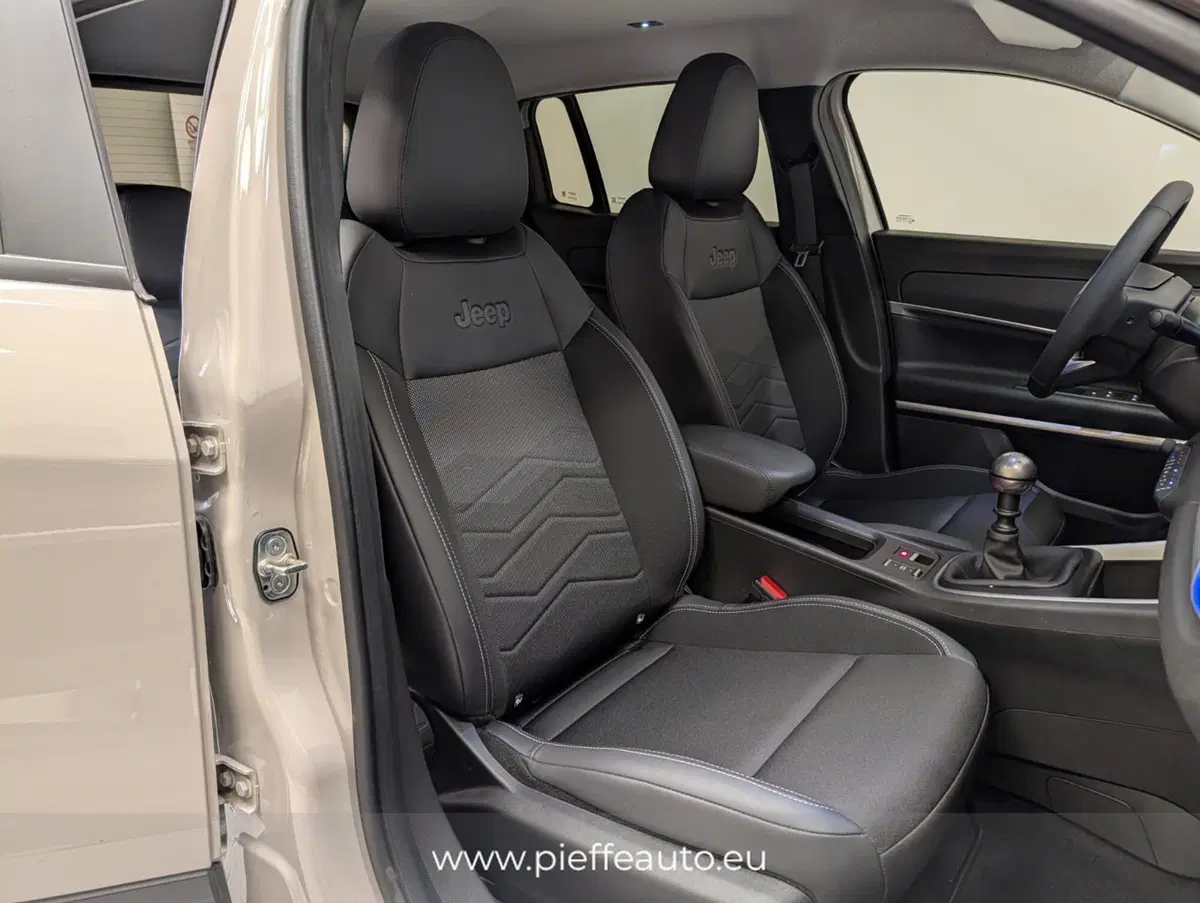 Jeep Avenger usata a Macerata (15)